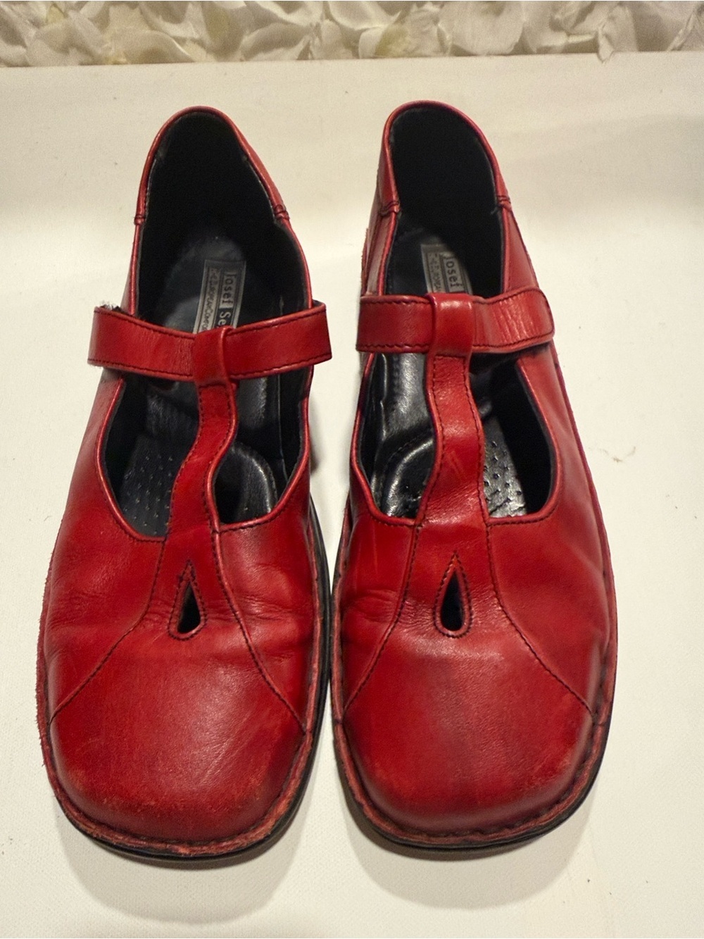 Women's Red Leather T-Strap Flat Loafers